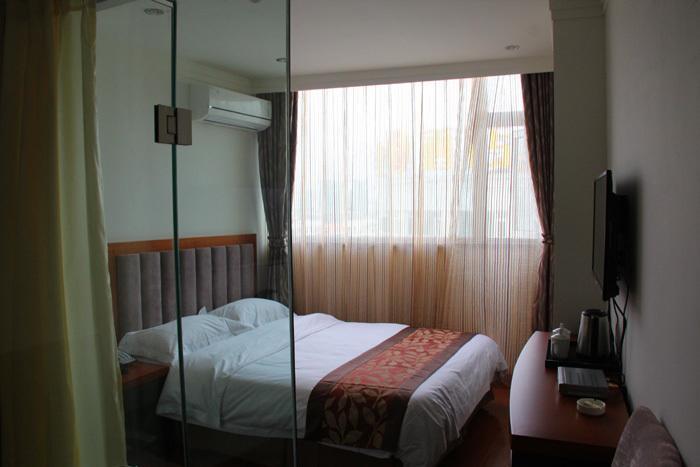 318 Express Motel Xichang 部屋 写真